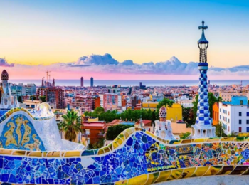 Park Güell & Gaudicover