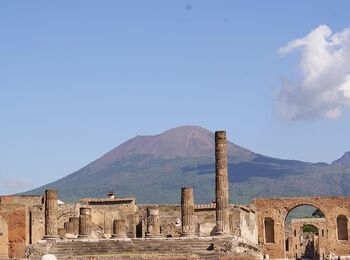 Bezoek Pompeiicover