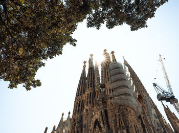 Barcelona Visit cover