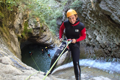 Canyoning Experiencecover