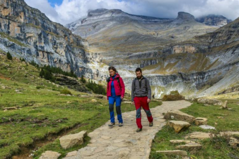 Hiking tochtcover
