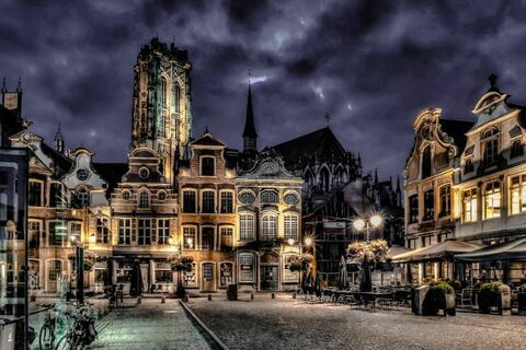 Mechelen by nightcover