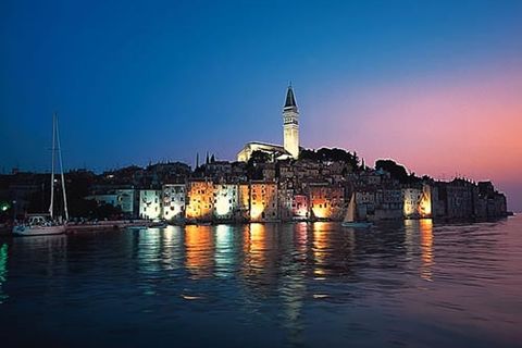 Rovinj by Nightcover