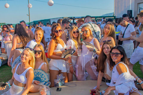 White poolpartycover