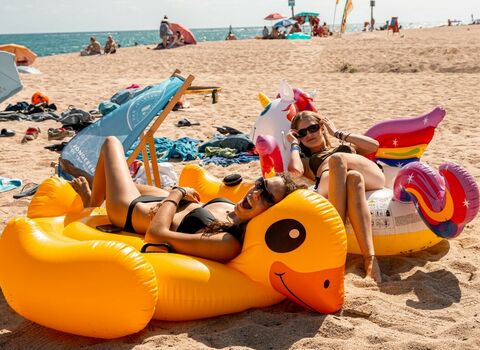 Fun@ the beach & the poolcover