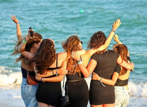 Sunset@thebeachcover