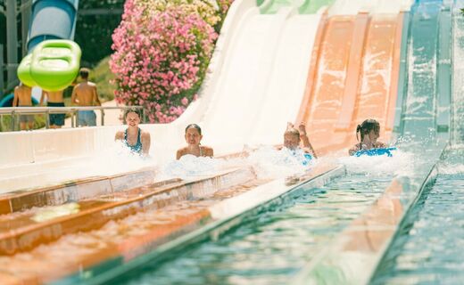 Slide & Splash Calella - Globerscover