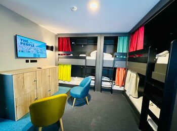 6-pers.kamer, met 4 cover