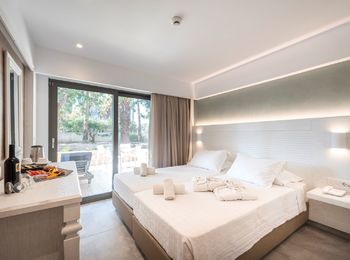 Deluxe Kamer Veranda-tuinzicht cover