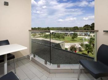 Familiekamer balkon/parkzicht cover