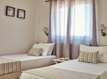 Studio 4 pers. cover