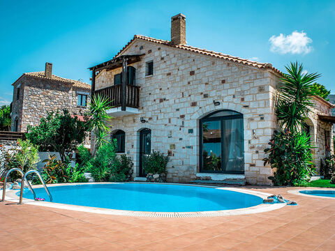 Villa's Niriidescover