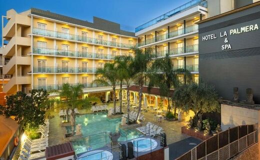 La Palmera & Spacover