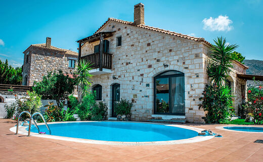 Villa's Niriidescover