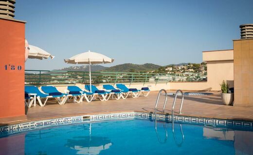 Top Royal Sun Suitescover