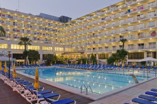 GHT Oasis park & Spa cover