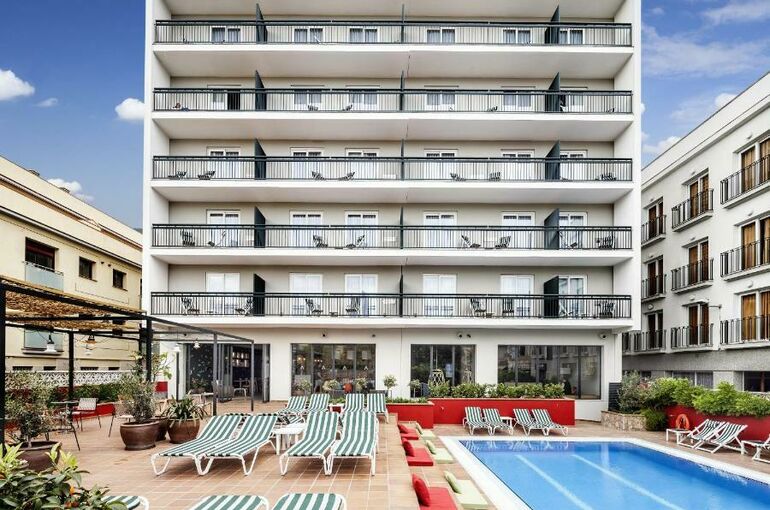 Aqua Bertran Parkcover