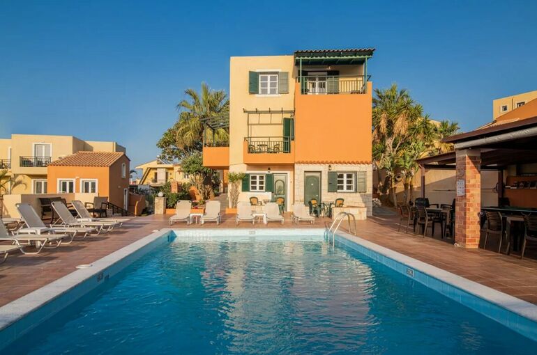 Golden Valentincover