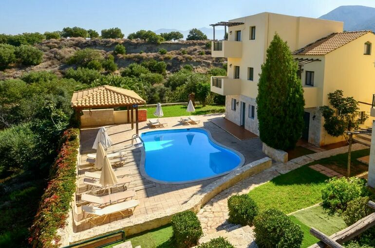 Porto Villagecover